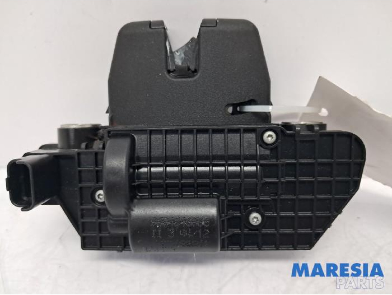 Peugeot - 208 - Tailgate lock mechanism