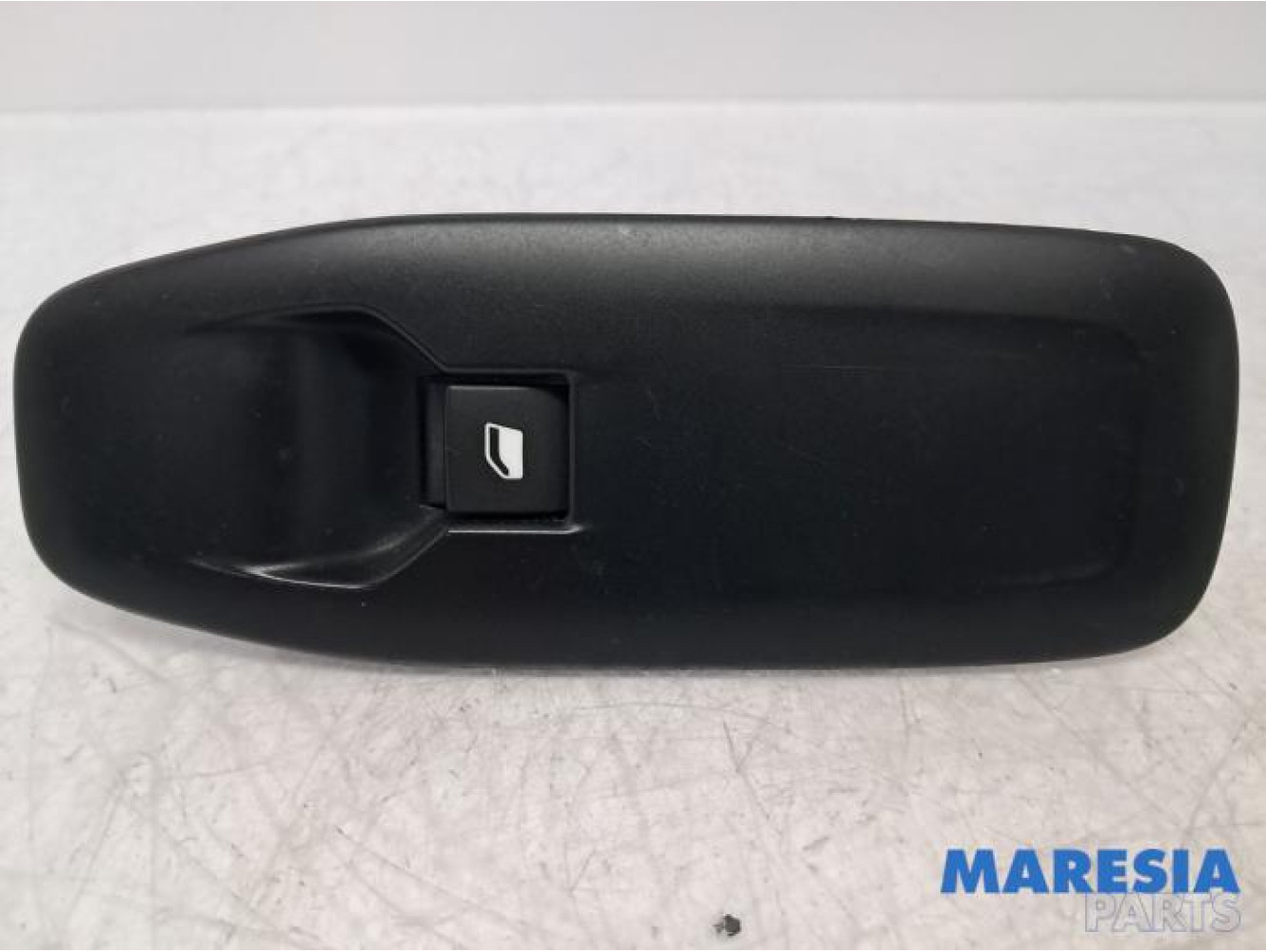 Peugeot - 208 - Electric window switch