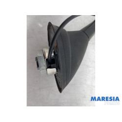 Peugeot - 208 - Antenne