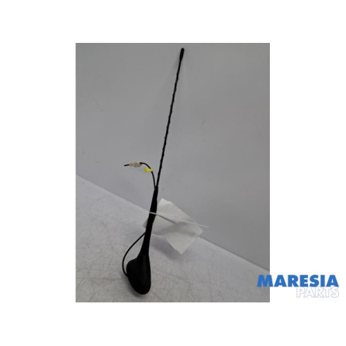 Peugeot - 208 - Antenne