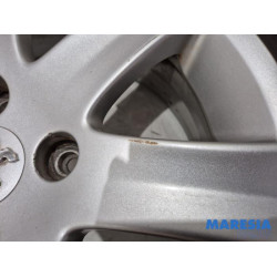 Peugeot - 207 - Sportvelgenset + banden