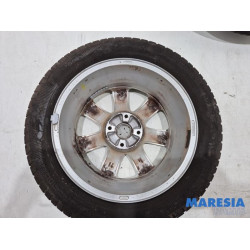 Peugeot - 207 - Sportvelgenset + banden