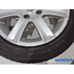 Peugeot - 207 - Sportvelgenset + banden