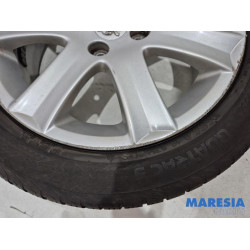 Peugeot - 207 - Sportvelgenset + banden