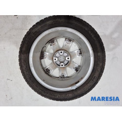 Peugeot - 207 - Sportvelgenset + banden