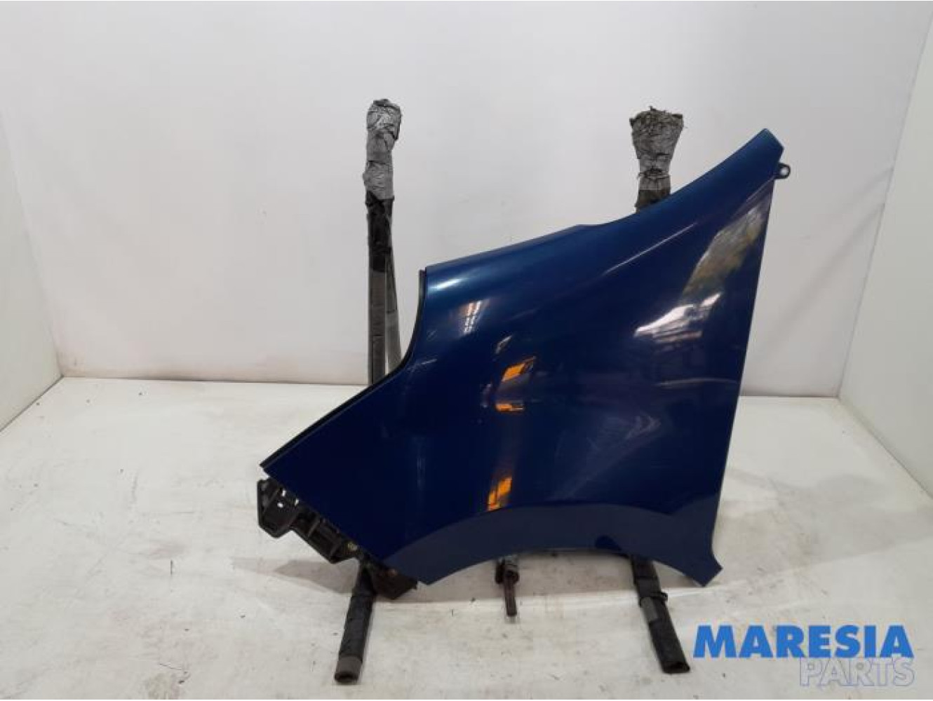 Opel - Movano - Scherm links-voor