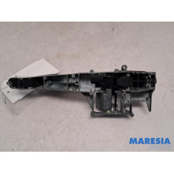 Peugeot - 207 - Portiergreep 4Deurs links-achter