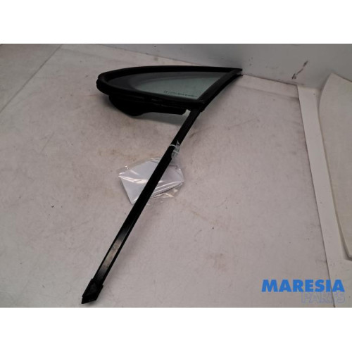 Peugeot - 207 - Driehoeks Ruit links-voor