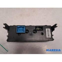 Peugeot - 207 - Panneau de commandes chauffage
