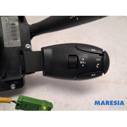 Peugeot - 207 - Steering column stalk