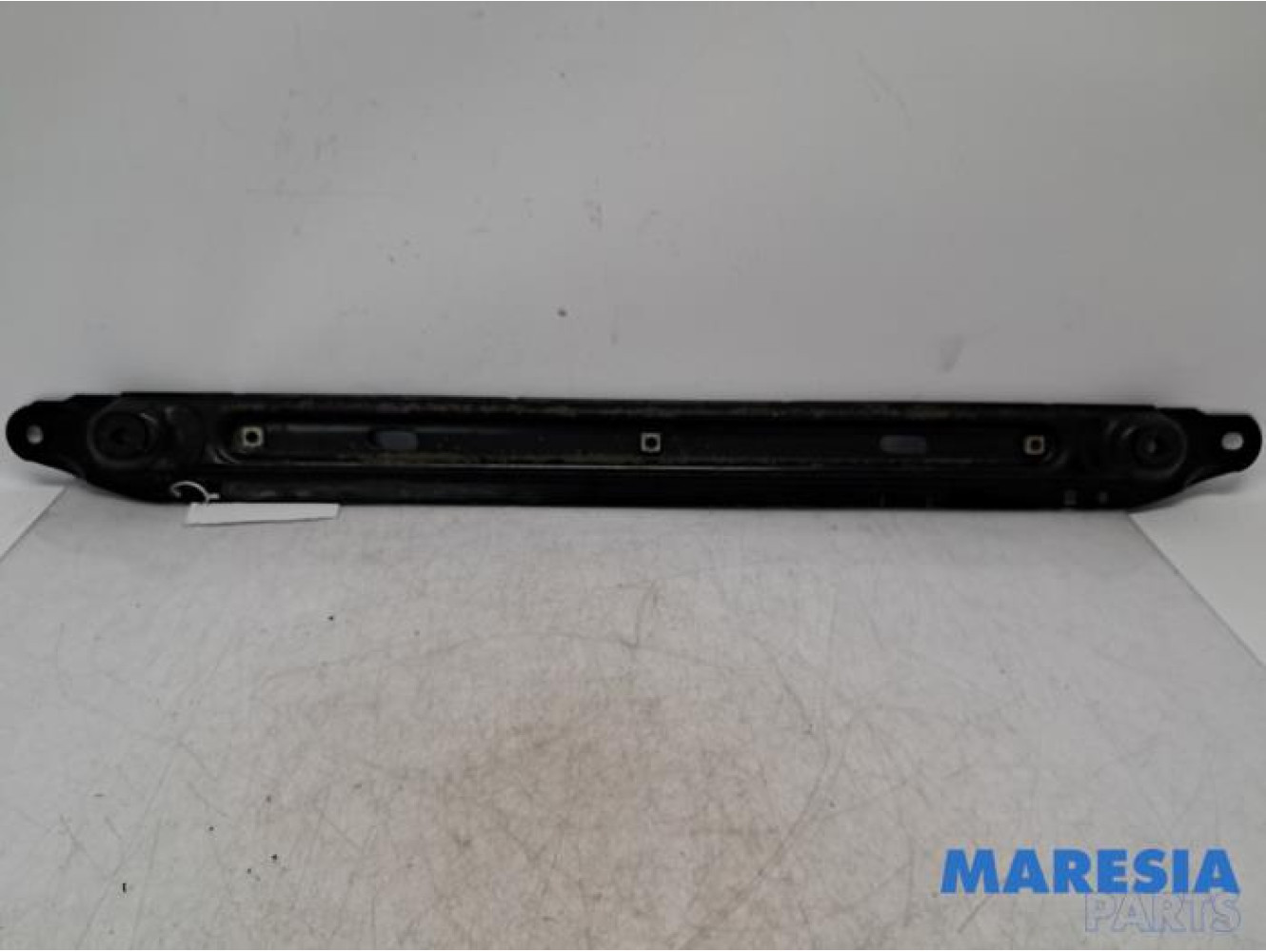 Citroen - Berlingo - Radiator bar