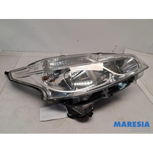 Peugeot - 208 - Headlight, right