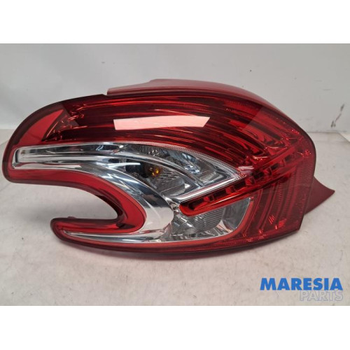 Peugeot - 208 - Achterlicht links