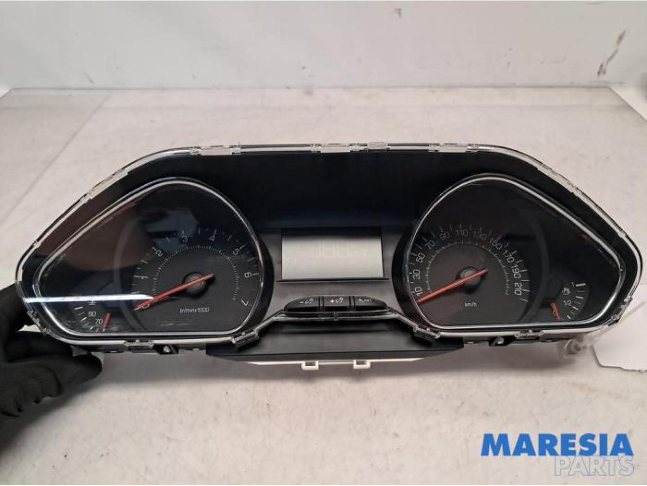 Peugeot - 208 - Instrumentenbrett