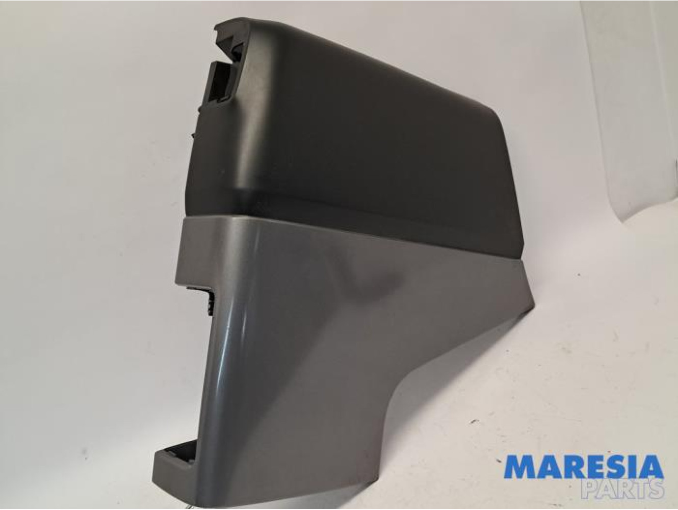 Renault - Trafic - Bumperhoek links-achter