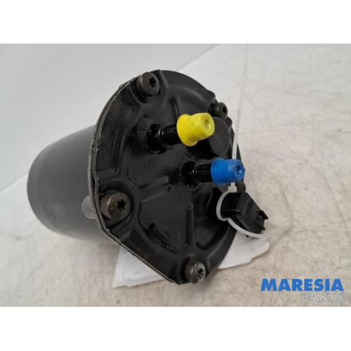 Renault - Trafic - Boîtier de filtre carburant