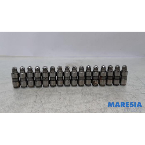 Opel - Vivaro - Ventilstößel