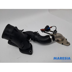 Renault - Trafic - EGR Buis