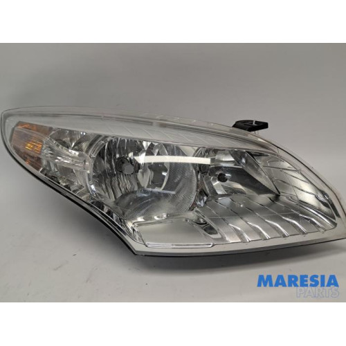 Renault - Megane - Koplamp rechts