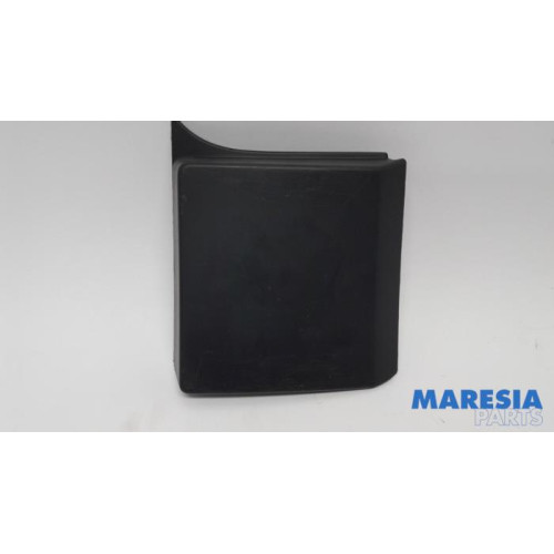 Renault - Trafic - Decorative strip