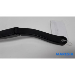 Renault - Trafic - Front wiper arm