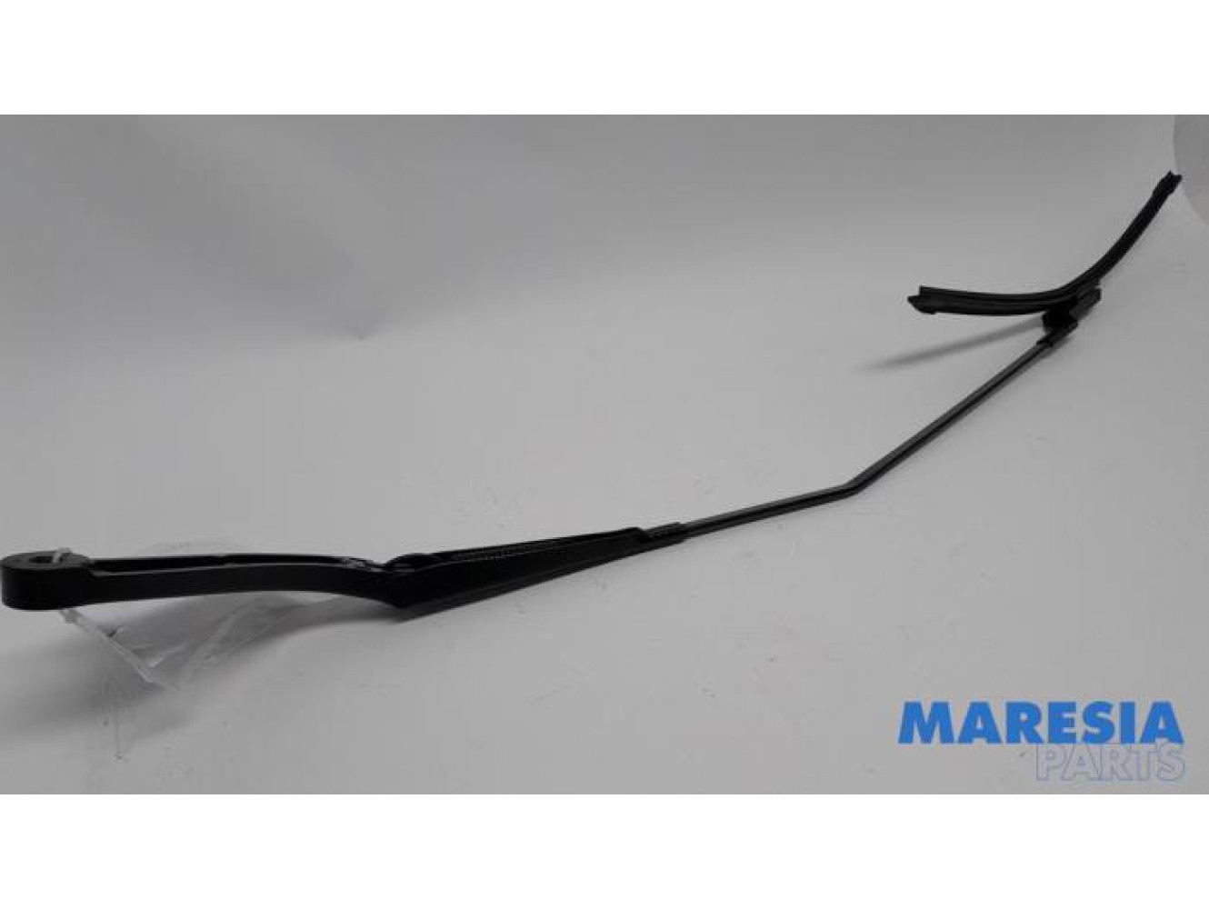 Renault - Trafic - Front wiper arm