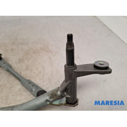 Renault - Trafic - Wiper mechanism