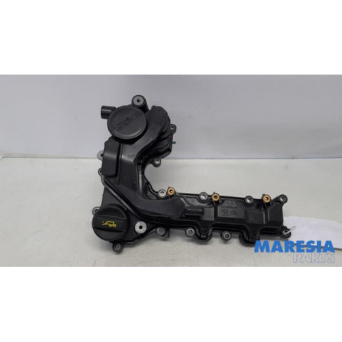 Peugeot - 308 - Rocker cover