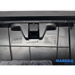 Opel - Movano - Glovebox