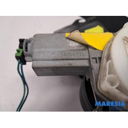 Fiat - 500 - Front seatbelt, left