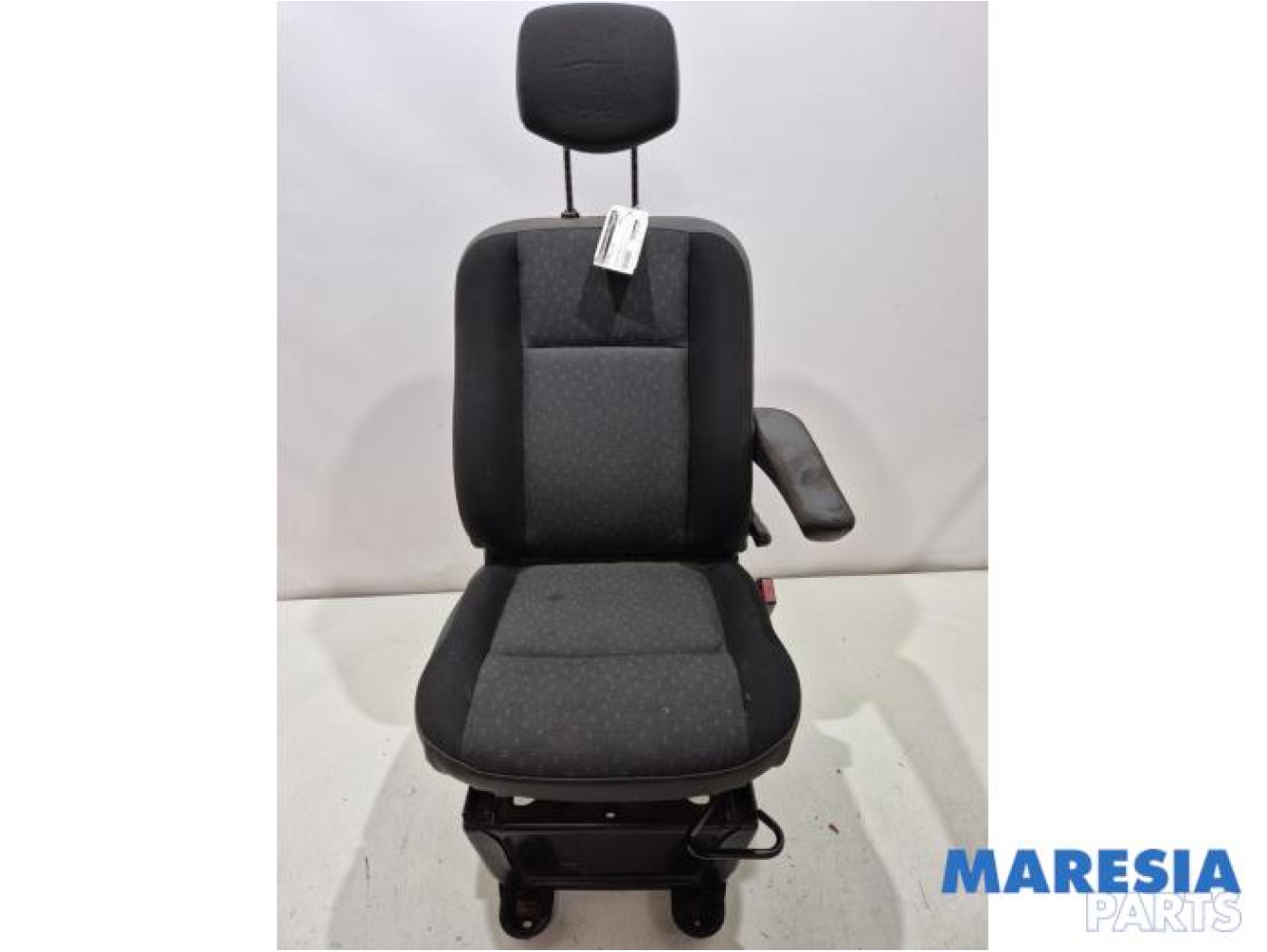 Opel - Movano - Seat, right