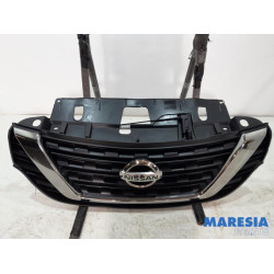 Nissan - NV300 - Grille