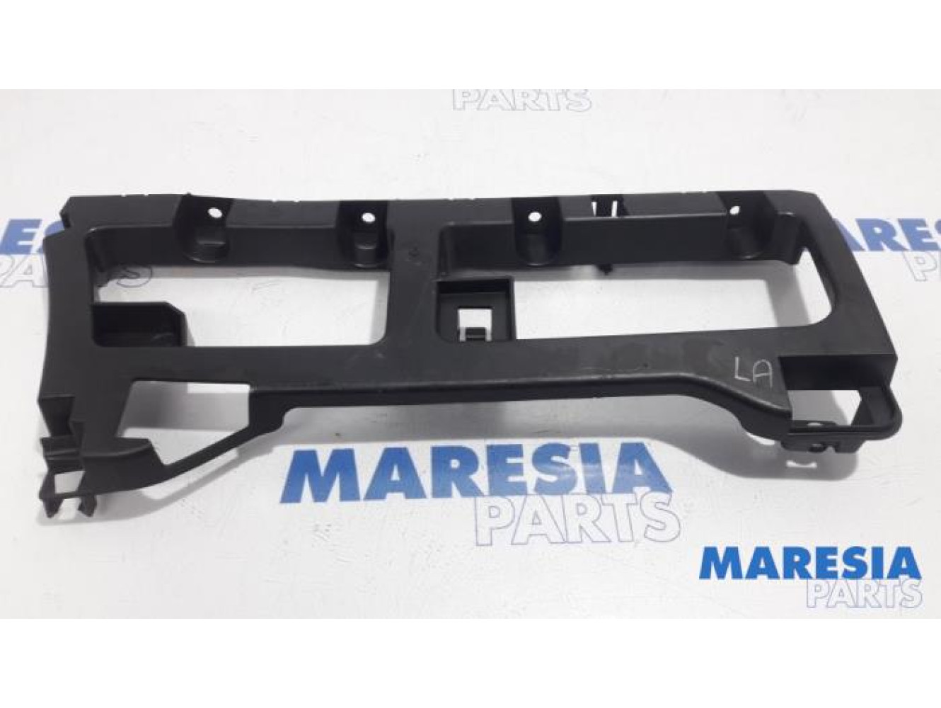 Citroen - Jumpy - Rear bumper bracket, left