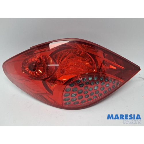 Peugeot - 207 - Achterlicht links