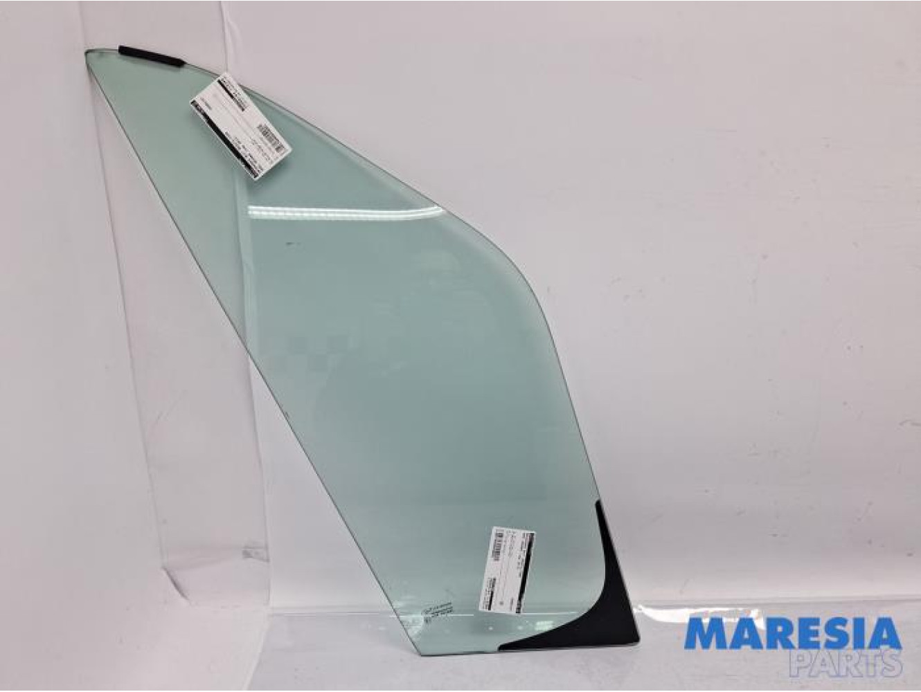 Opel - Movano - Driehoeks Ruit rechts-voor