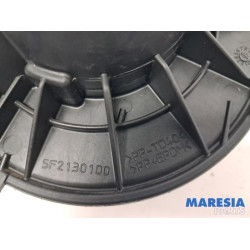 Opel - Movano - Heating and ventilation fan motor