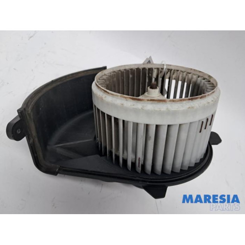 Opel - Movano - Heating and ventilation fan motor