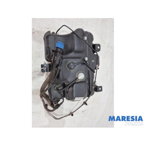 Nissan - NV300 - Adblue tank