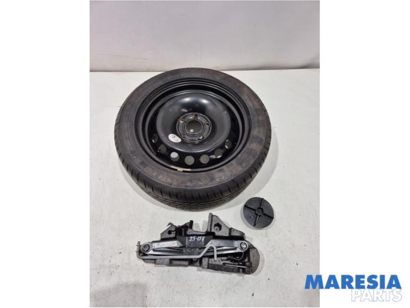 Renault - Megane - Krikset + reservewiel