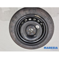 Renault - Megane - Krikset + reservewiel