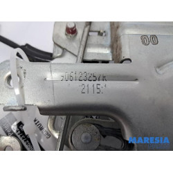 Opel - Movano - Minibus/van rear door lock mechanism