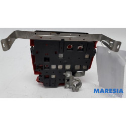 Opel - Movano - Fuse box
