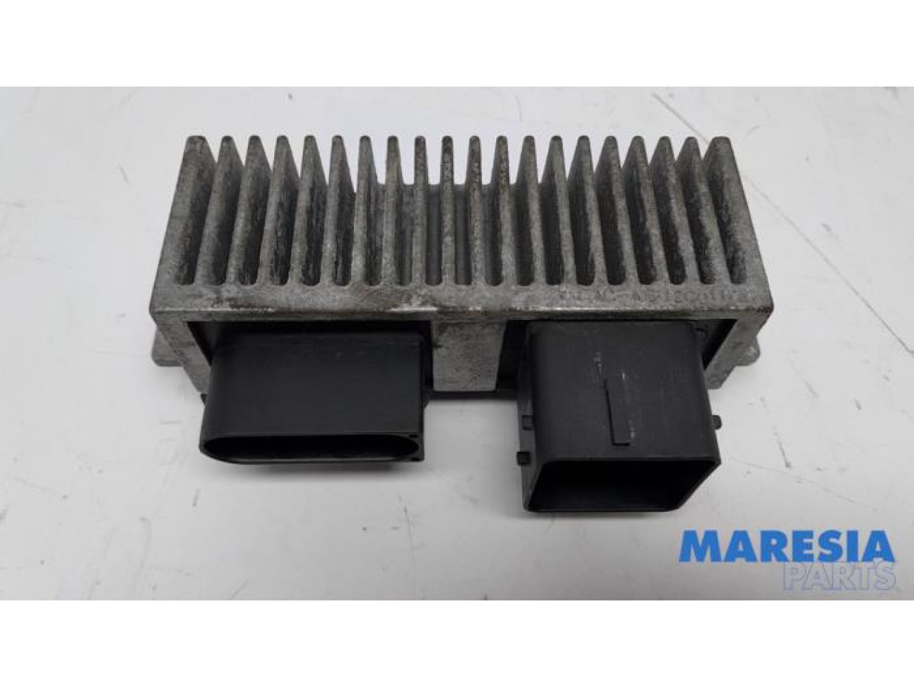 Opel - Movano - Glow plug relay