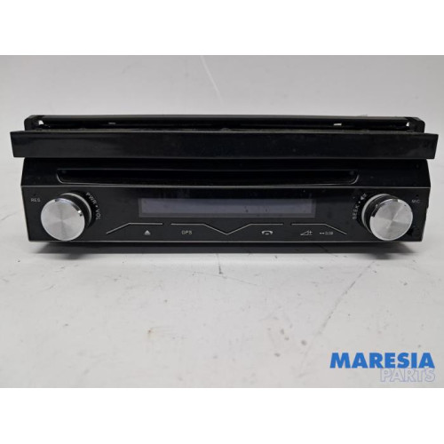 Opel - Movano - Radio CD player