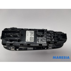 Peugeot - 308 - Multi-functional window switch