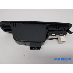 Peugeot - 308 - Electric window switch