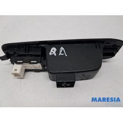 Peugeot - 308 - Electric window switch