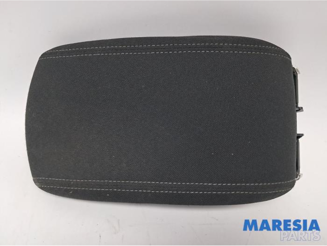 Peugeot - 308 - Armrest