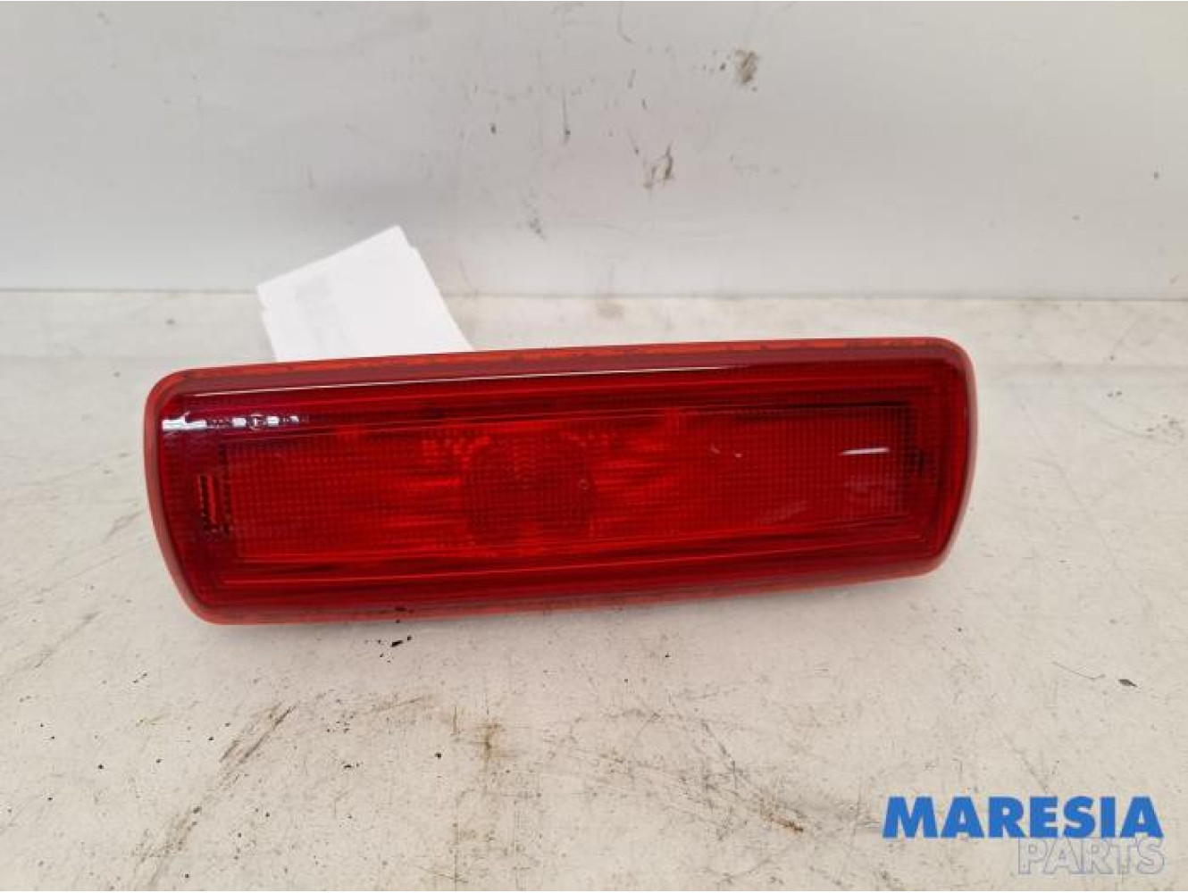Nissan - NV300 - Third brake light