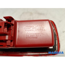 Nissan - NV300 - Third brake light